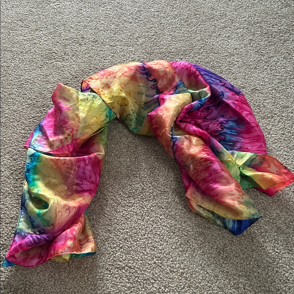 100% Silk Rainbow Tie Dye Printed 33” x 34” scarf